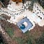 Hotel & Spa du Domaine des Thomeaux, The Originals Relais (Relais du Silence)
