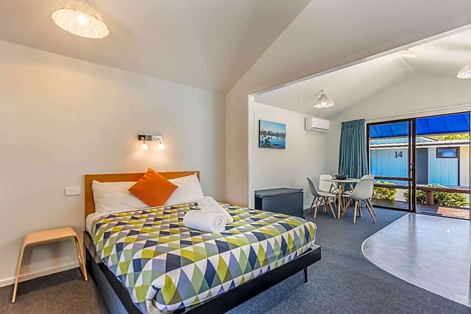 Kaiteriteri Recreation Reserve Cabins