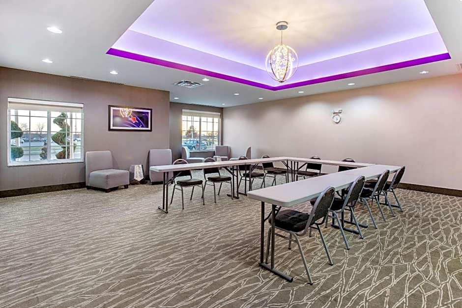 La Quinta Inn & Suites by Wyndham Springfield