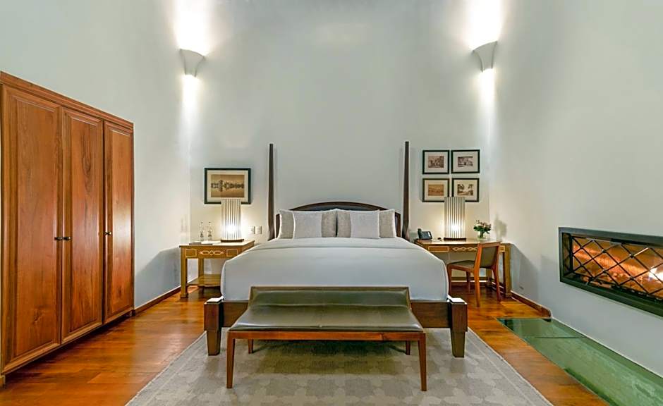 Photo 1 of 50 of HOTEL CASA BLANCA 7