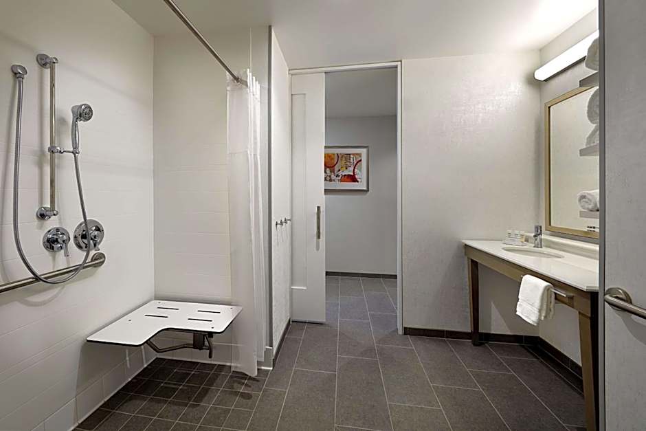 Hampton Inn By Hilton Long Beach Airport, Ca