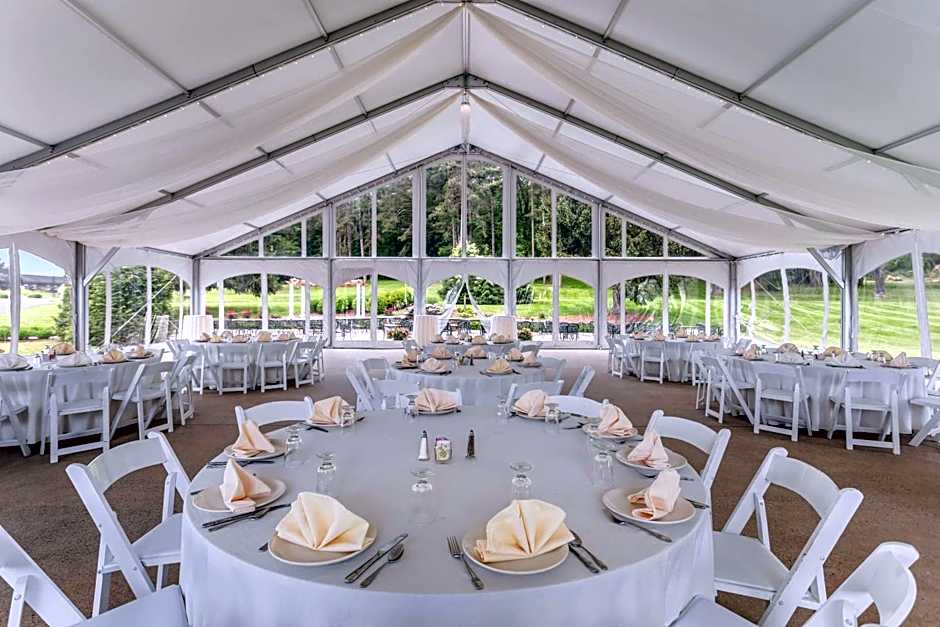 Traditions Hotel & Spa Johnson City - Binghamton, an Ascend Collection Hotel