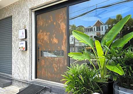 Nhà Mình Homestay-202-Center 