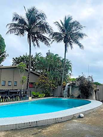 Mbazwana Inn