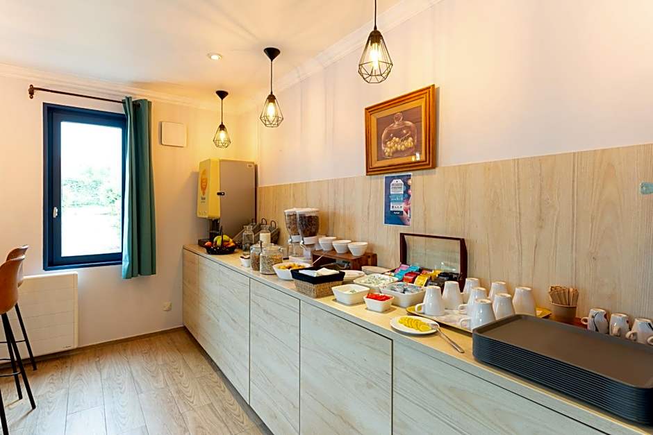 KYRIAD CREIL - Chantilly Nord