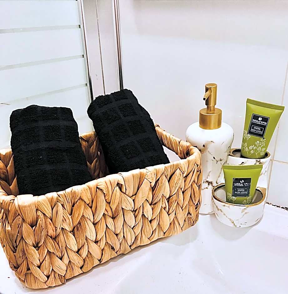 Jerusalem apartment center