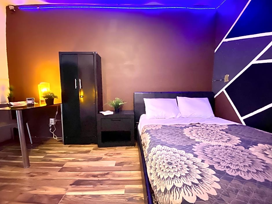 Roomies Hostel Condesa