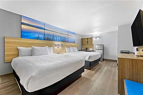 Days Inn & Suites by Wyndham Texas City