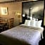 Super 8 by Wyndham Mackinaw City/Beachfront Area