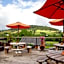 Usk And Railway Inn