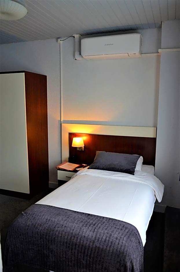Apollo Hotel