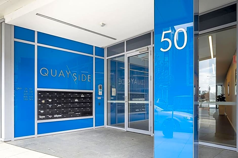 Kingston Foreshore with Garden View - Hosted by Canstay