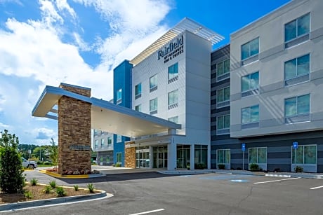 Fairfield Inn & Suites by Marriott Savannah I-95 North