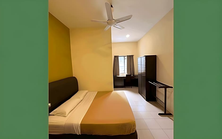 KRS Pines Hotel