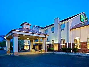 Comfort Inn & Suites Sharonville - Cincinnati North