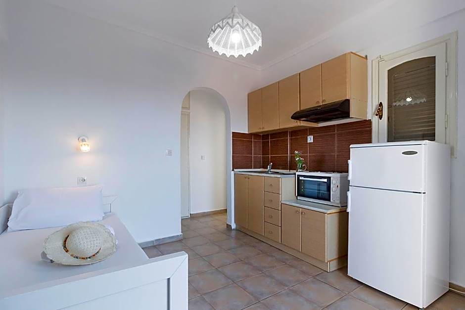 Anatoli Apartments Polichrono