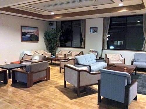 Refre Hotel