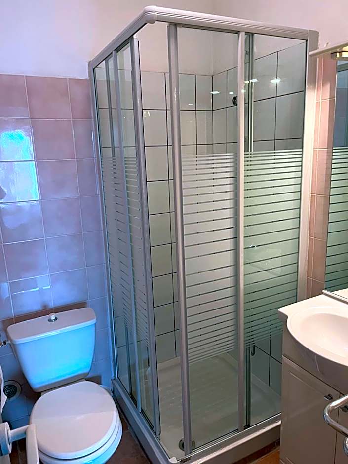 Hôtel Restaurant Douce France