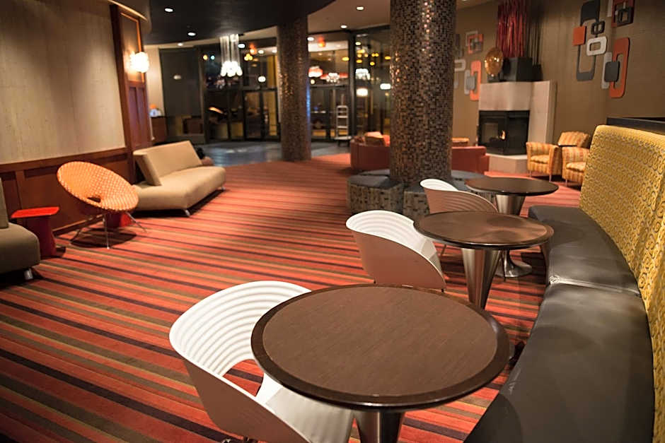 Radisson Hotel Duluth-Harborview