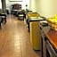 I AM La Posada Hotel and Apartment