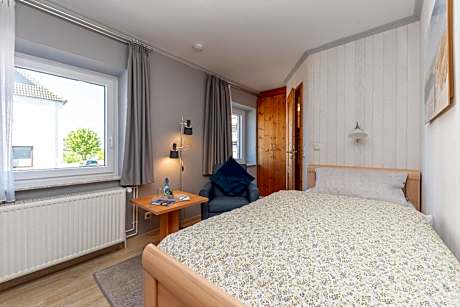 Single Room with Bathroom