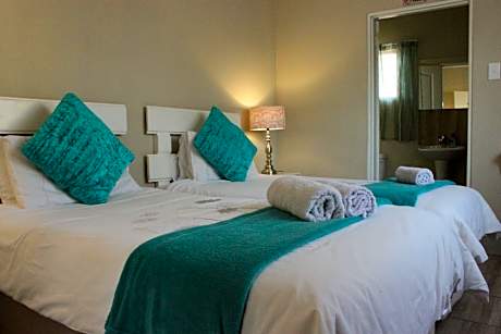 Self Catering Chalets