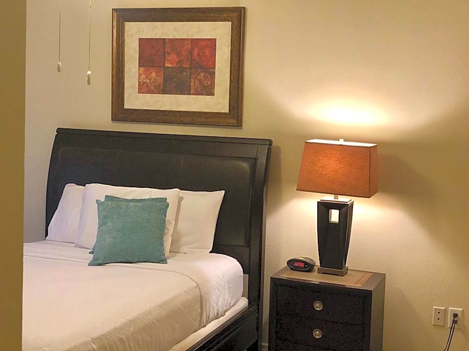 The Reside Fully Furnished Condos - Medical Stays Welcome