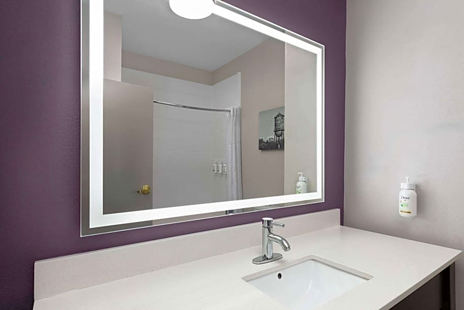 La Quinta Inn & Suites by Wyndham Loudon