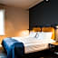 Exeter Hotel