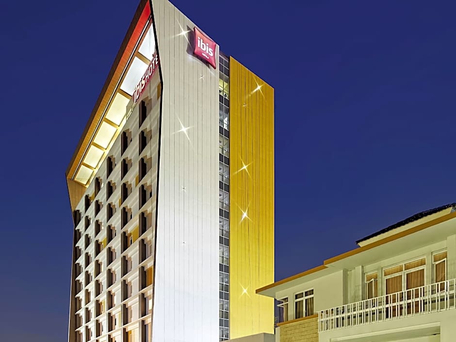 Ibis Padang Hotel