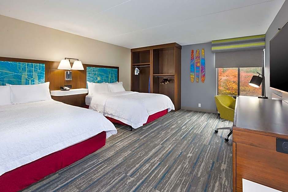 Hampton Inn By Hilton Traverse City