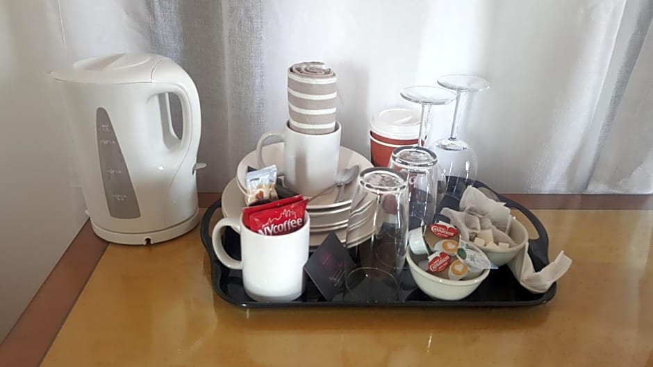Haya Guest House – Oldbury