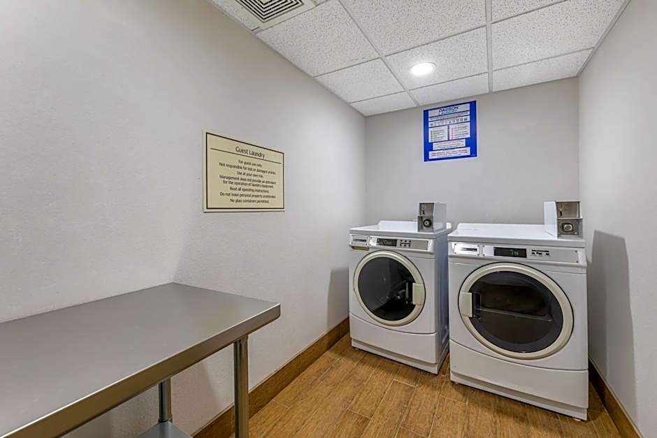 Best Western Plus Taft Inn