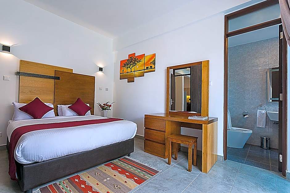 L'Aziz Suites - Near Aga Khan Hospital