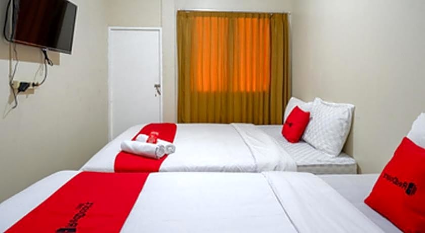 RedDoorz near RSUD Kudus