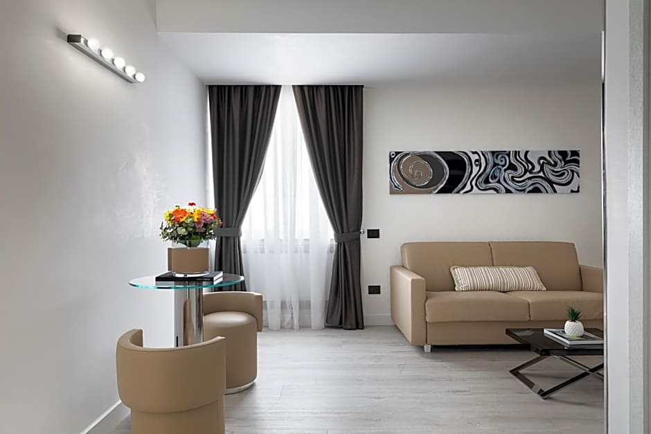LHP Napoli Palace & SPA