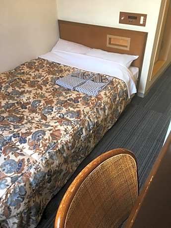 Small Double Room - Non-Smoking