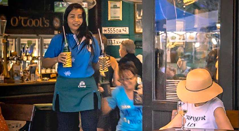 Angus O'Tool's Guesthouse