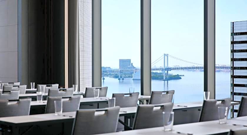 Mesm Tokyo Autograph Collection