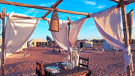 Horaz luxury Camp