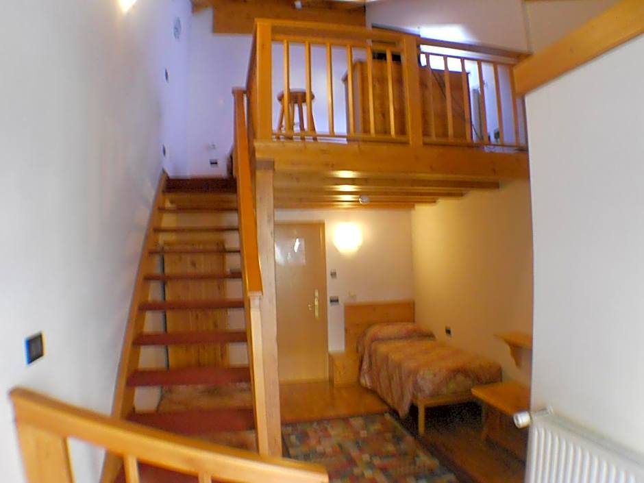 Photo 1 of 10 of 1 Double Bed or 2 Beds