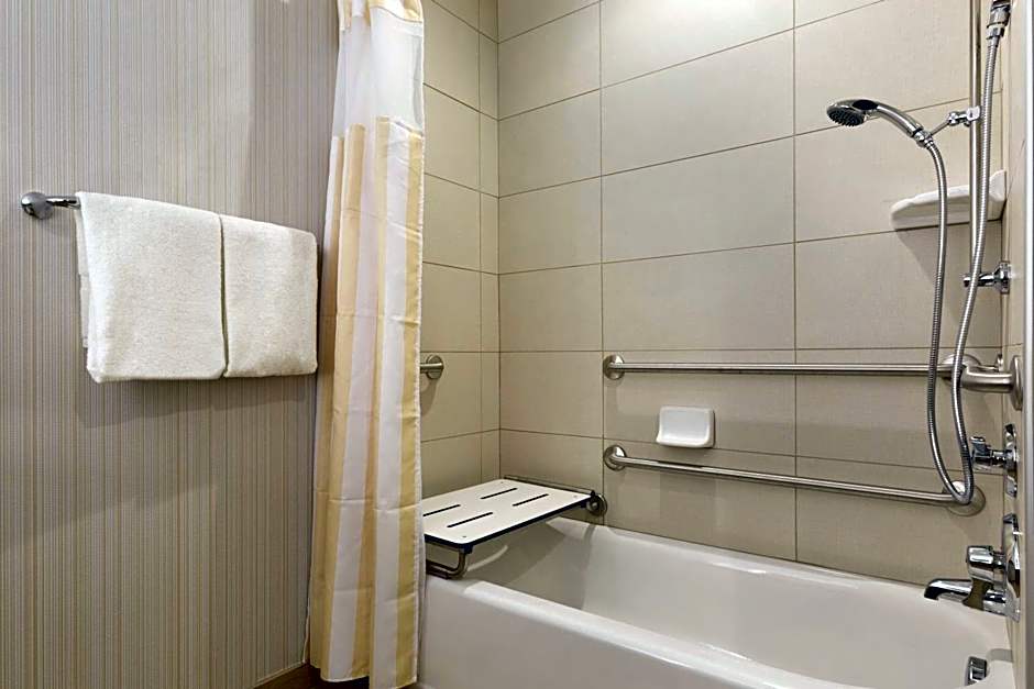 Hilton Garden Inn Pittsburgh Airport South-Robinson Mall