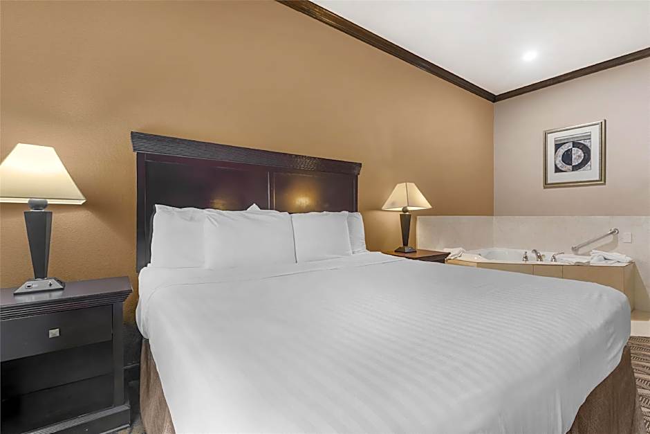 Best Western Red River Inn & Suites