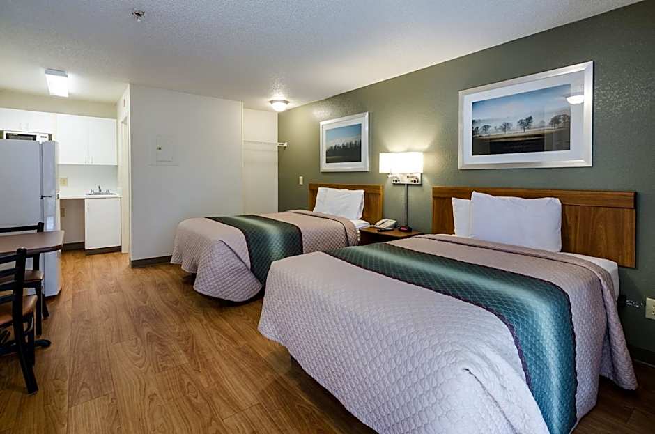 Suburban Studios Winston Salem-University Parkway