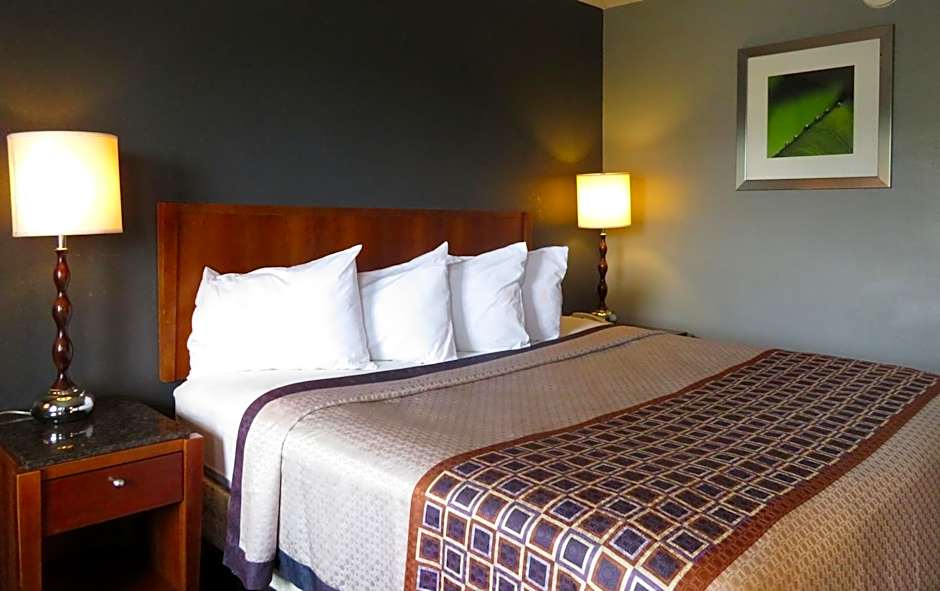 Travelodge by Wyndham Walterboro