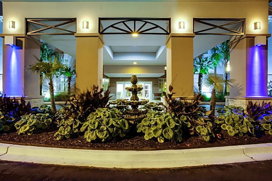 Holiday Inn Express Hotel & Suites Charleston-Ashley Phosphate, an IHG Hotel