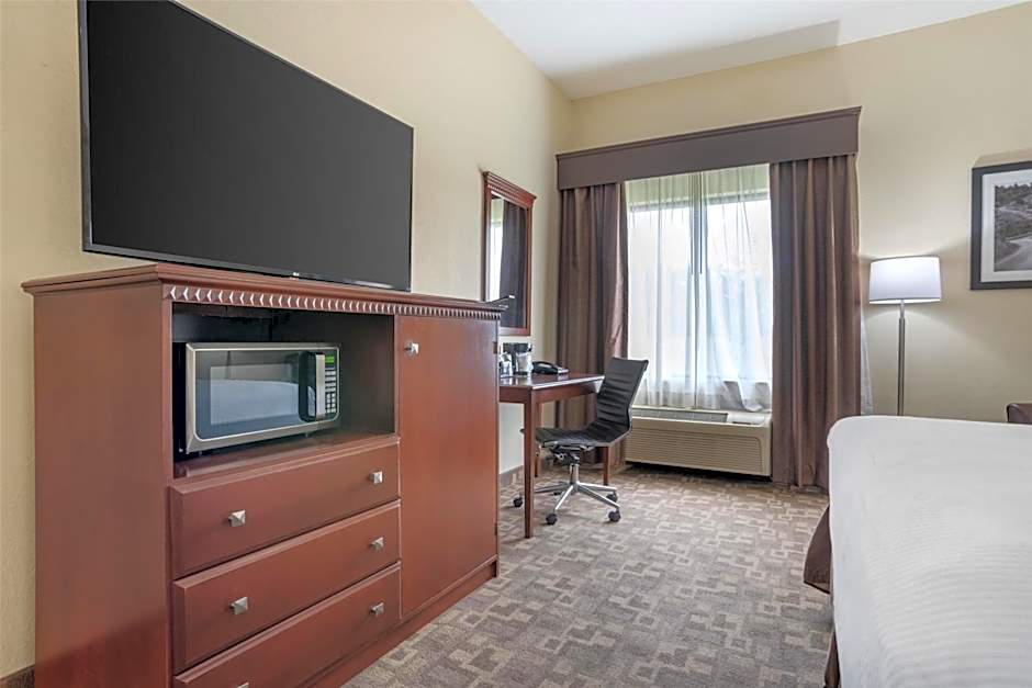 Best Western Opp Inn