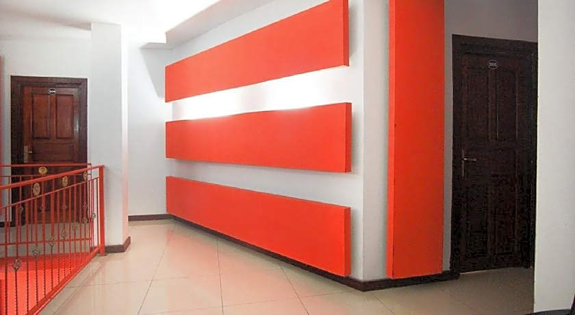 RedDoorz near Mal Abepura