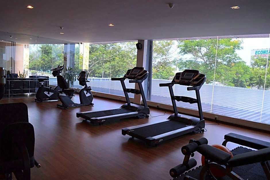 Paragon Lutong Hotel