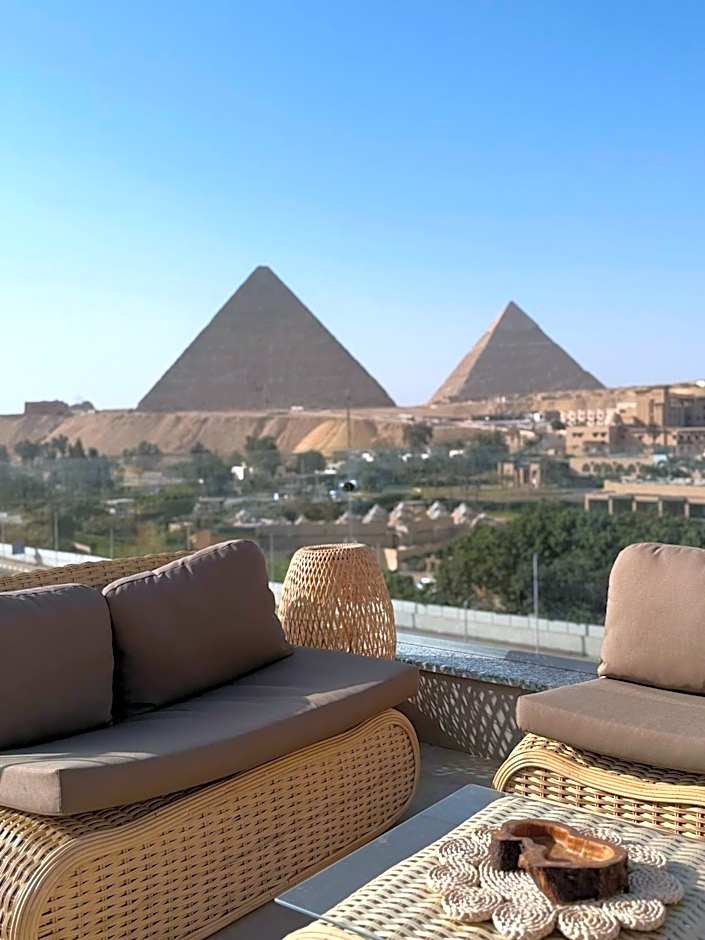 Dream Inn Pyramids View